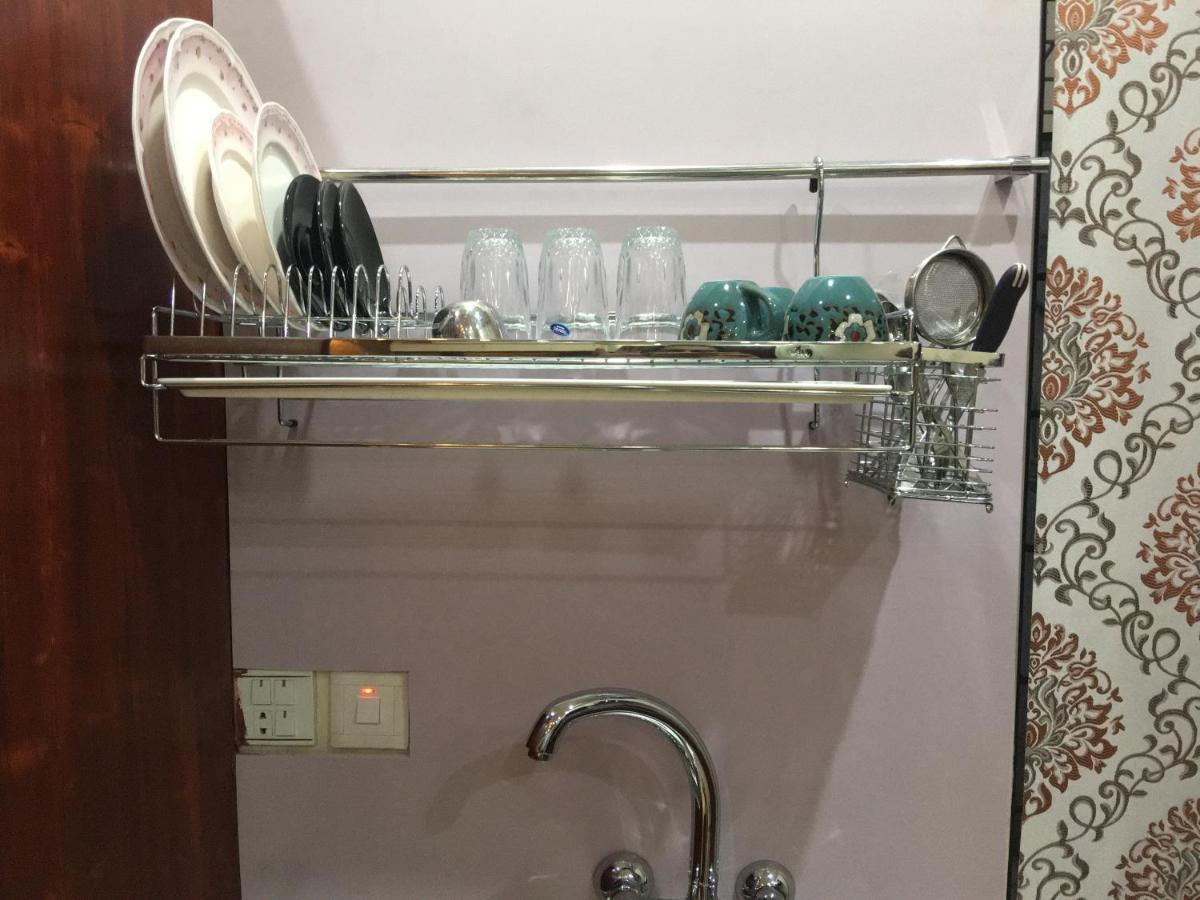 One Bed Studio Apartment Near Shaukat Khanum Lahore Exterior foto