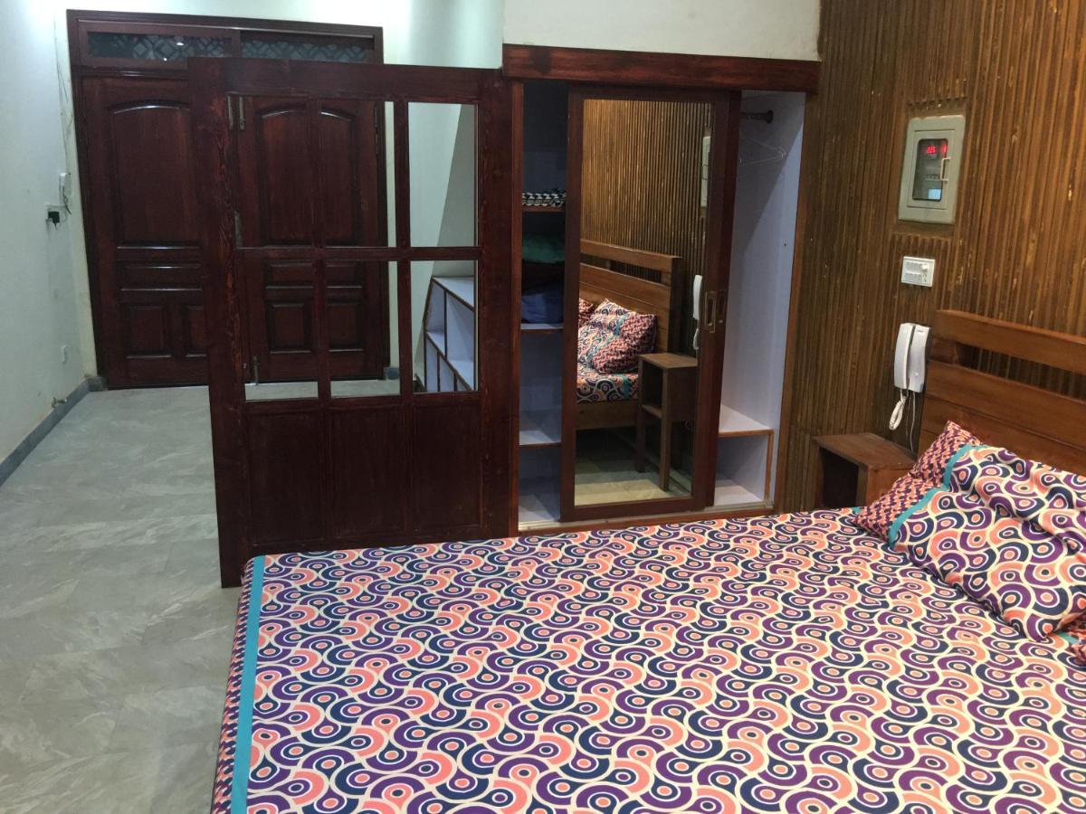 One Bed Studio Apartment Near Shaukat Khanum Lahore Exterior foto